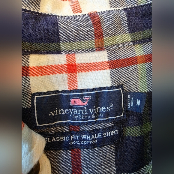 Vineyard Vines Men's Size Medium Classic Fit Whale Shirt Plaid Cotton Button - Picture 2 of 9